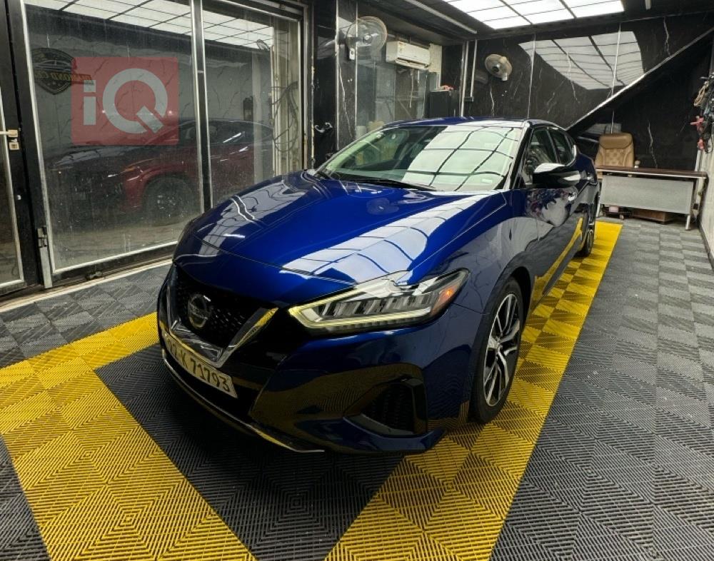 نیسان مەگزیما